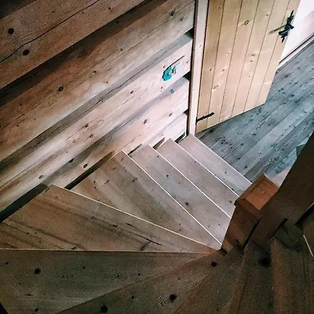 Dom Kawa Na Kotarzu * Brenna